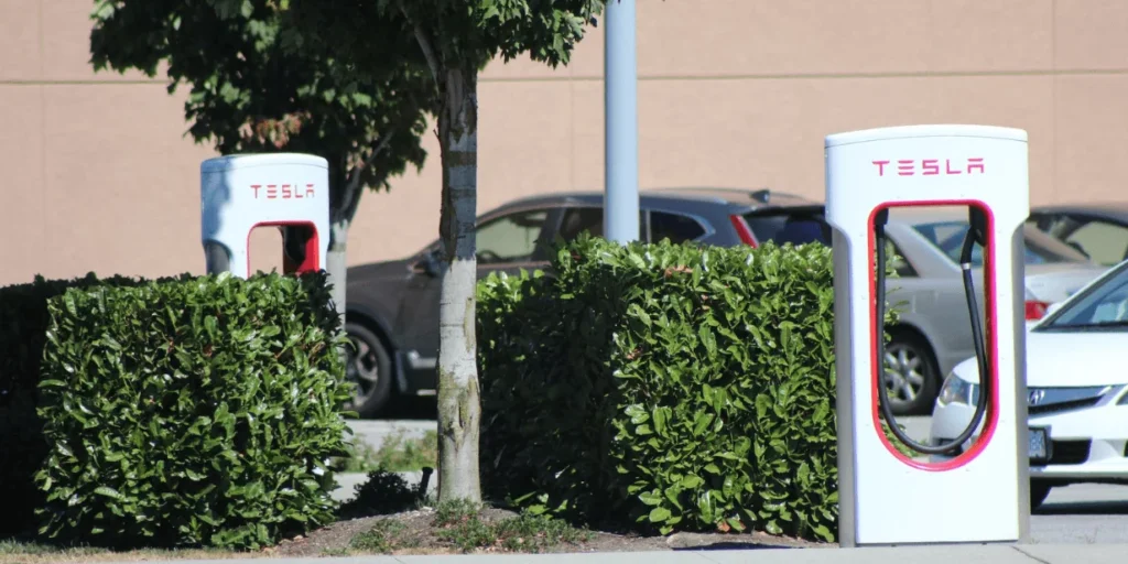 پلاک‌خوان در جایگاه سوخت پمپ‌بنزین و حمل‌ونقل سوخت